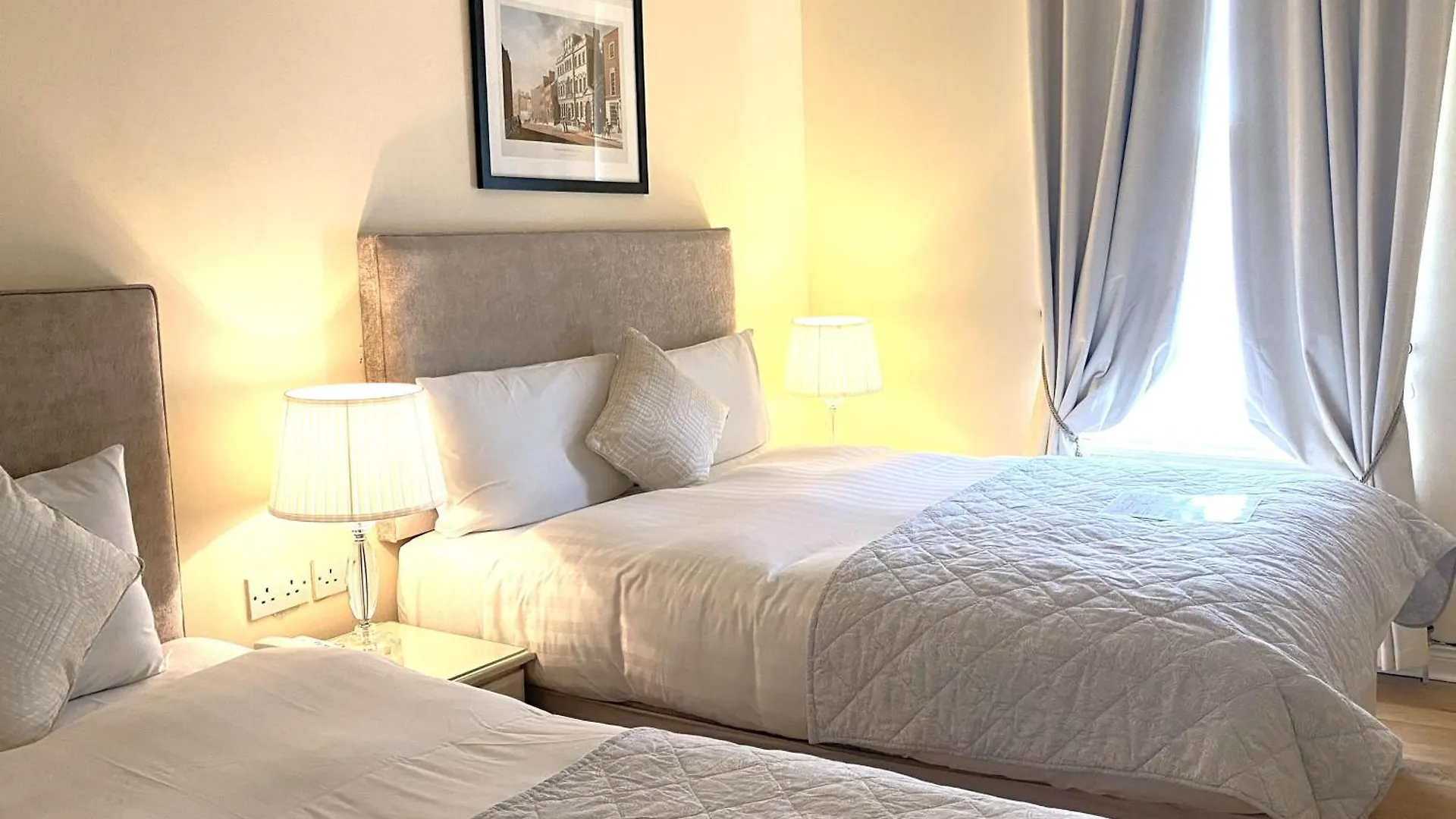Baggot Court Townhouse Hotell Dublin