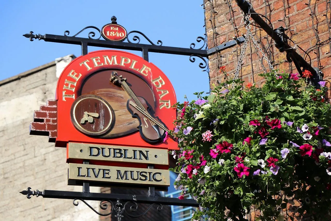 Baggot Court Townhouse Hotell Dublin