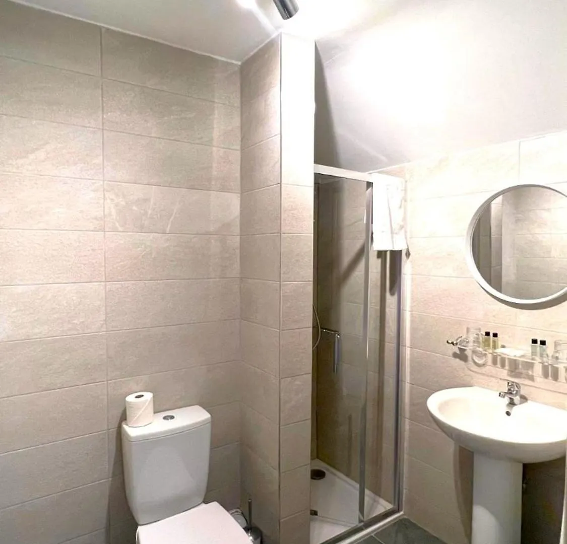 Baggot Court Townhouse Hotel Dublin