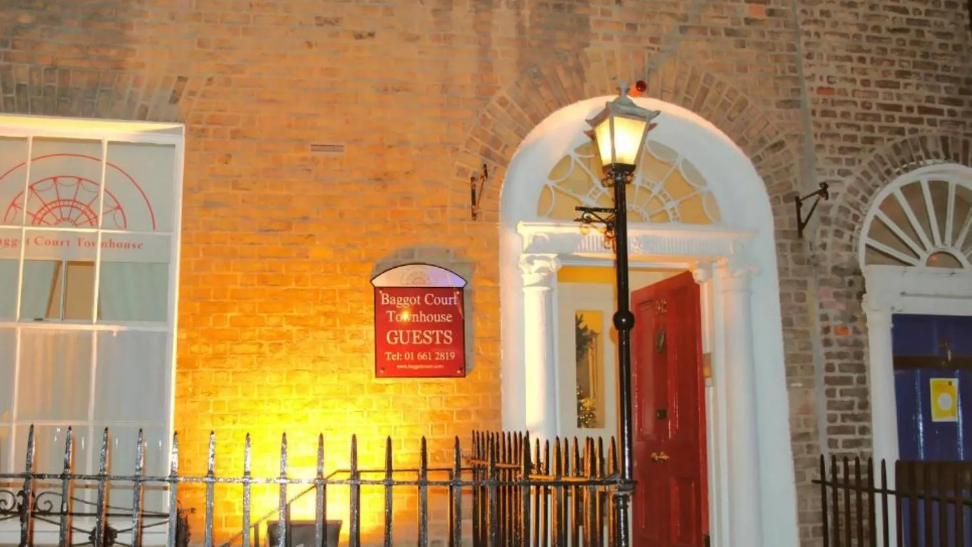 Baggot Court Townhouse contacts