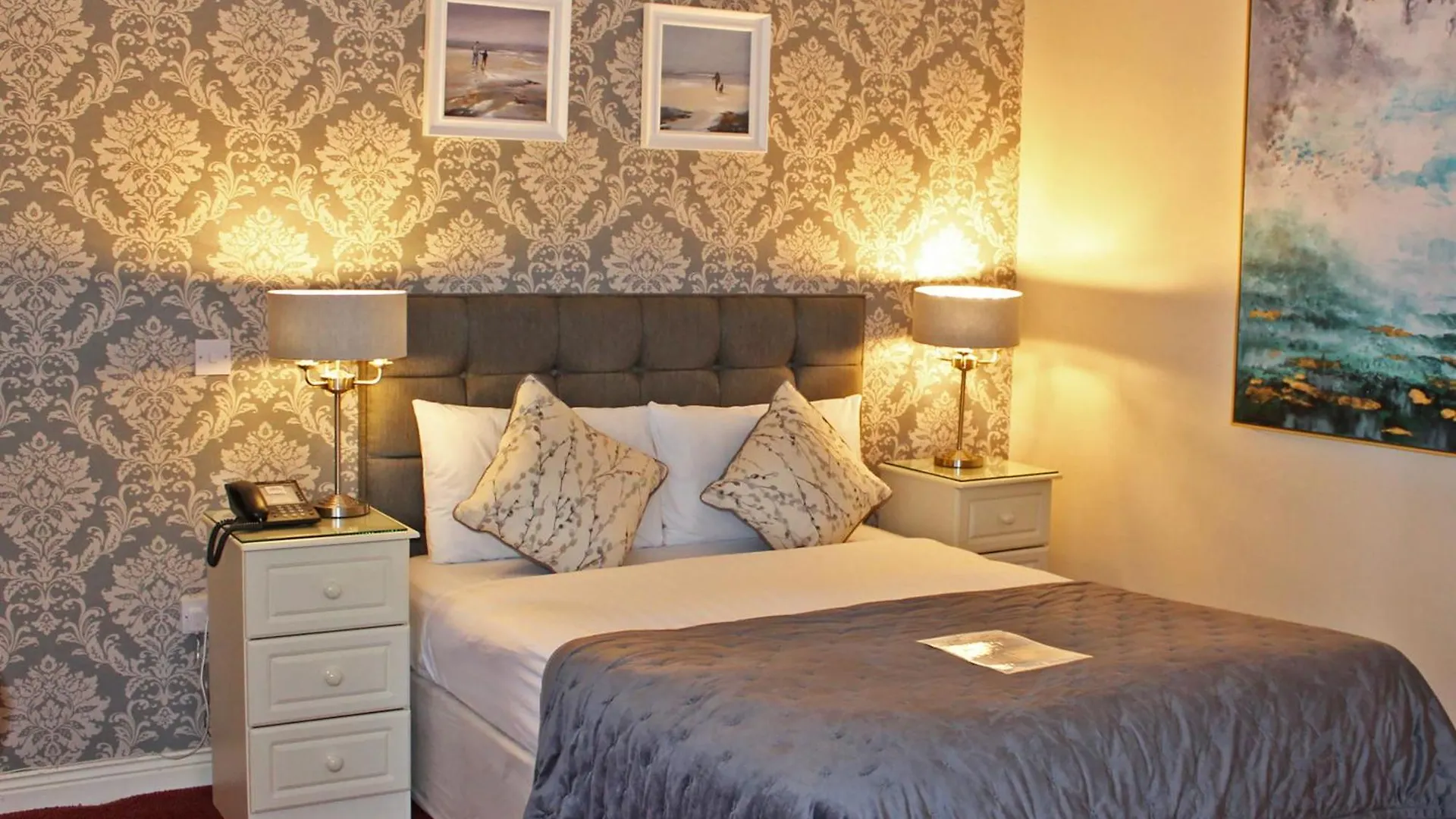 Baggot Court Townhouse Hotel Dublin
