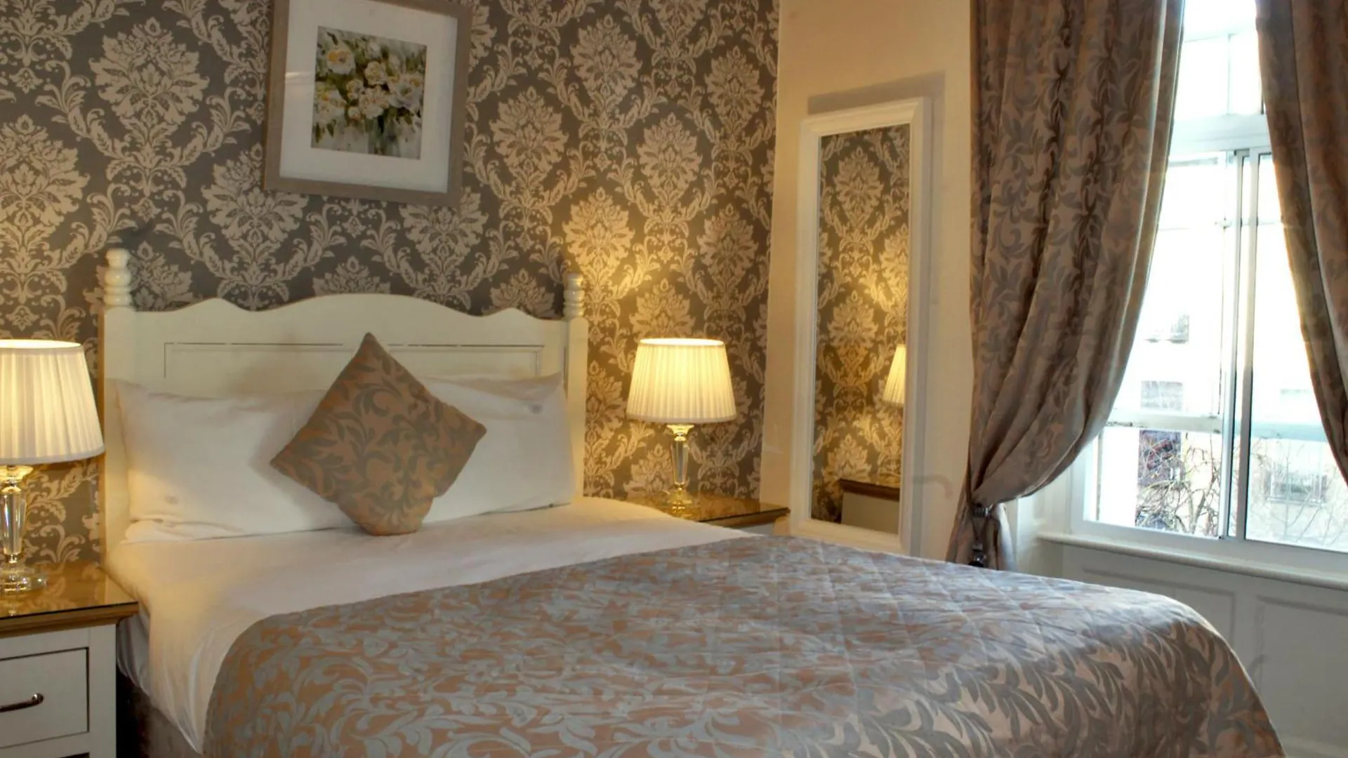 Baggot Court Townhouse Hotel Dublin 3*,