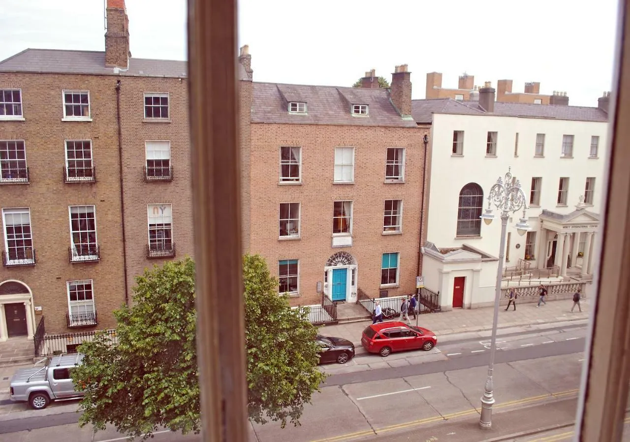 Baggot Court Townhouse Hotel Dublin 3*,