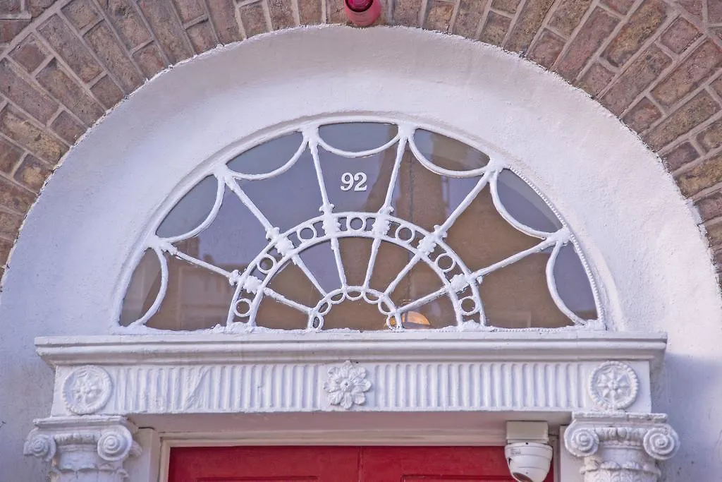Hotel Baggot Court Townhouse Dublin 3*,  Irlandia